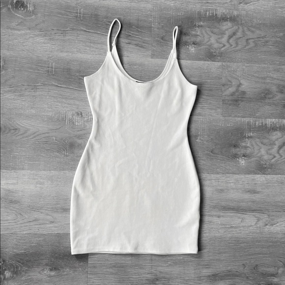 White mini dress - Picture 1 of 1
